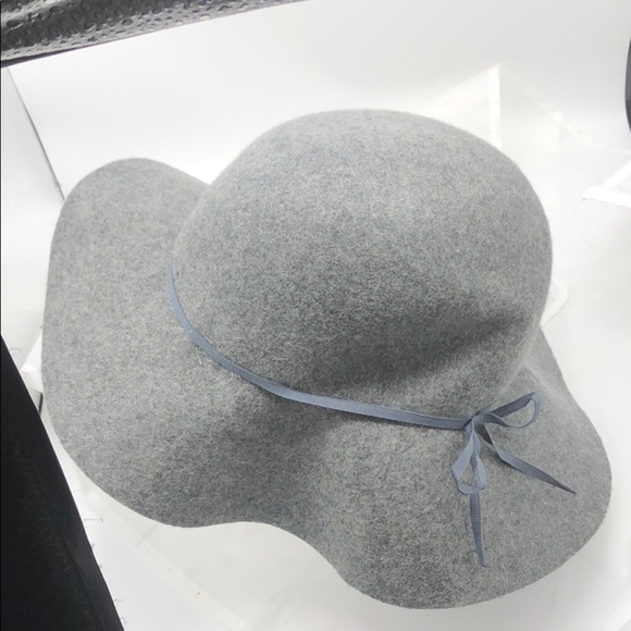 Macy’s Nine West Wool Hat Felt Down Brim Floppy - Picture 2 of 5